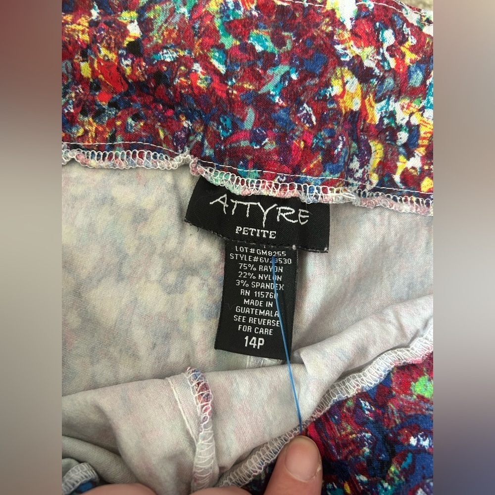 ATTYRE Petite 14P Multicolor Abstract Skort Stretch Pull On - Picture 4 of 4